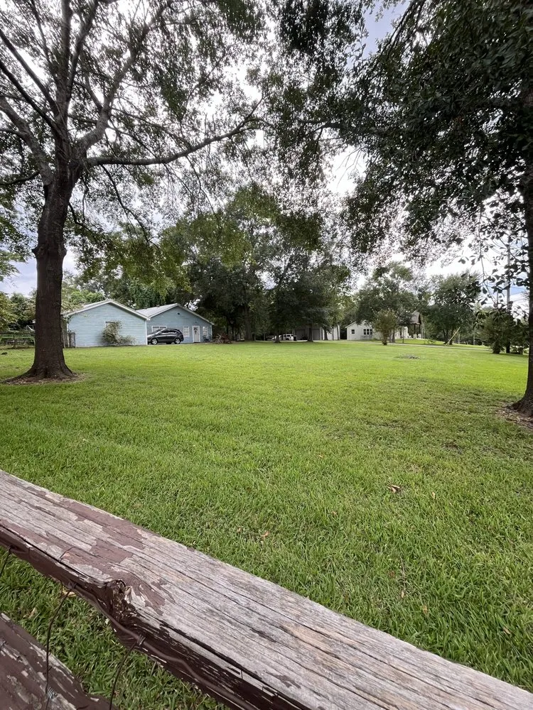 Reliable garden landscaping in Conroe, TX - Squared Away Maintenance