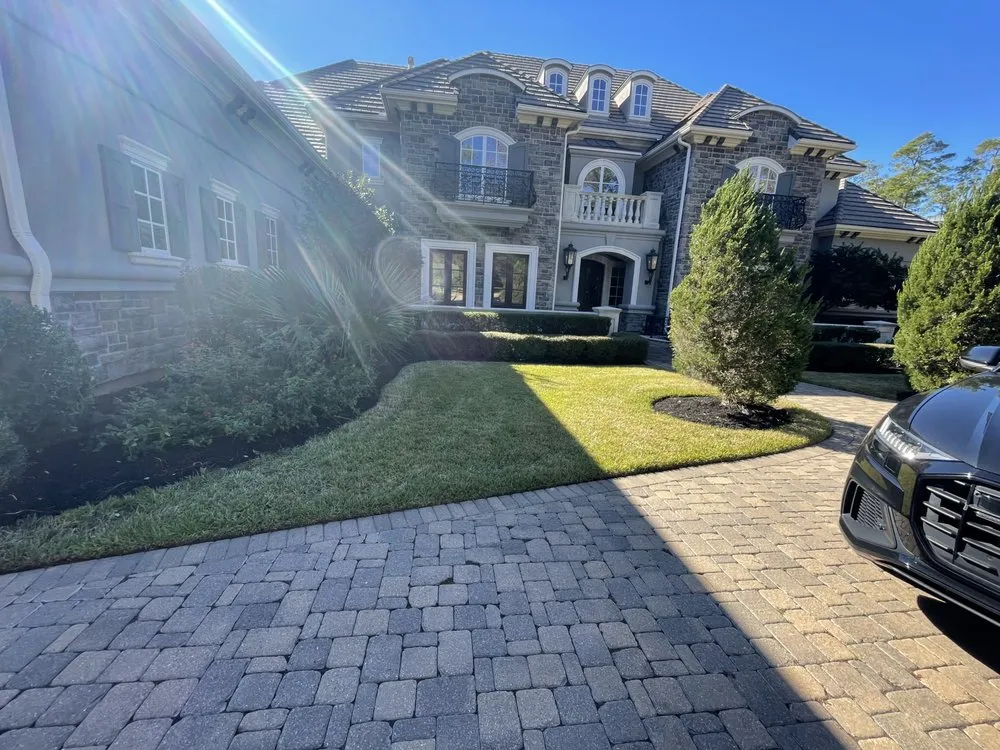 Expert outdoor landscaping in Conroe, TX - Squared Away Maintenance