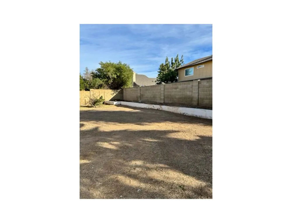 Trusted yard maintenance in Queen Creek, AZ by Squatch Lawn Service by OWM