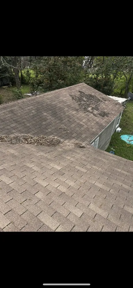 Professional lawn mowing service experts serving Atlanta, TX - Squeaky Clean