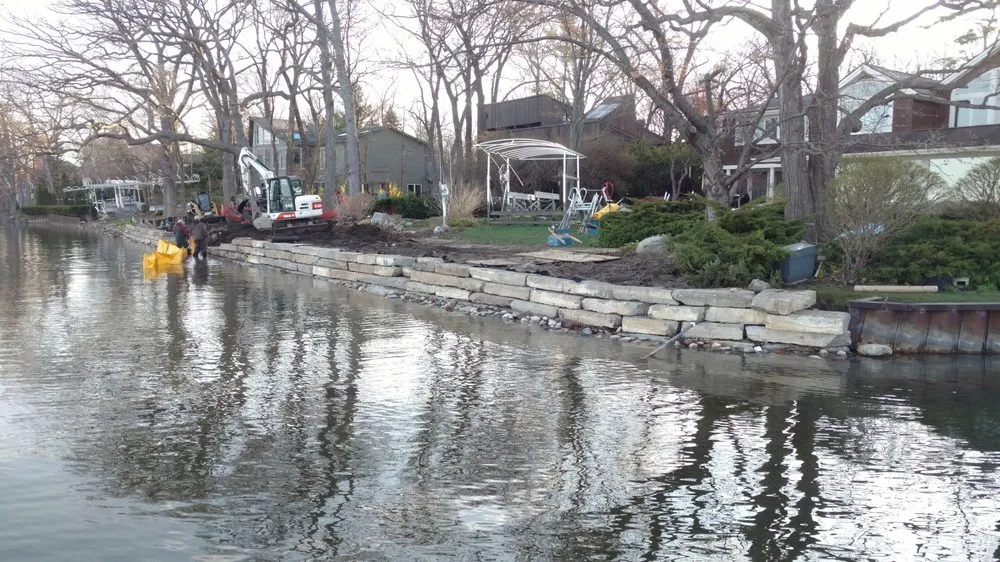 Reliable lawn care service experts serving Commerce Charter Township, MI - Squeals Landscaping