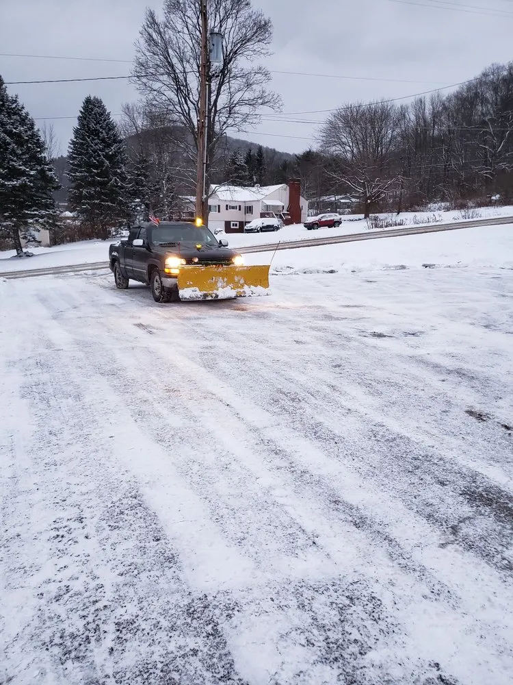 Professional outdoor landscaping for year-round maintenance in Bradford, PA by Sr. Contracting