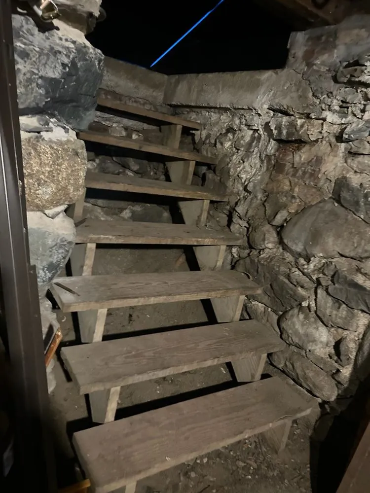 Custom yard maintenance in Pembroke, MA - SR Enterprises LLC.