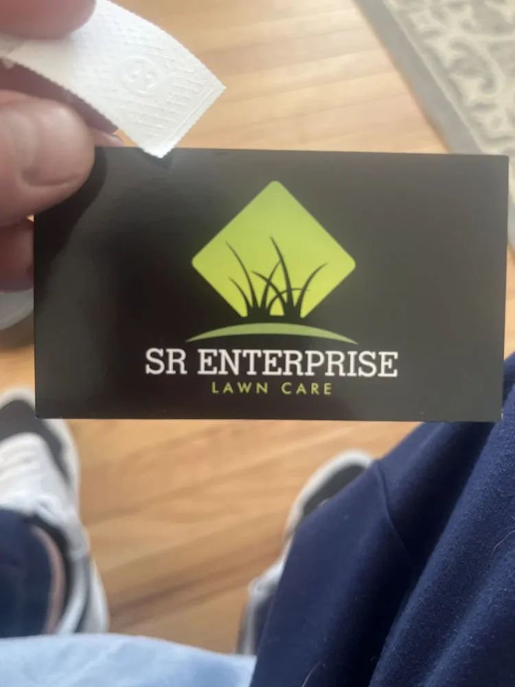 Reliable residential landscaping for homes in Loudon, TN by Sr Enterprises