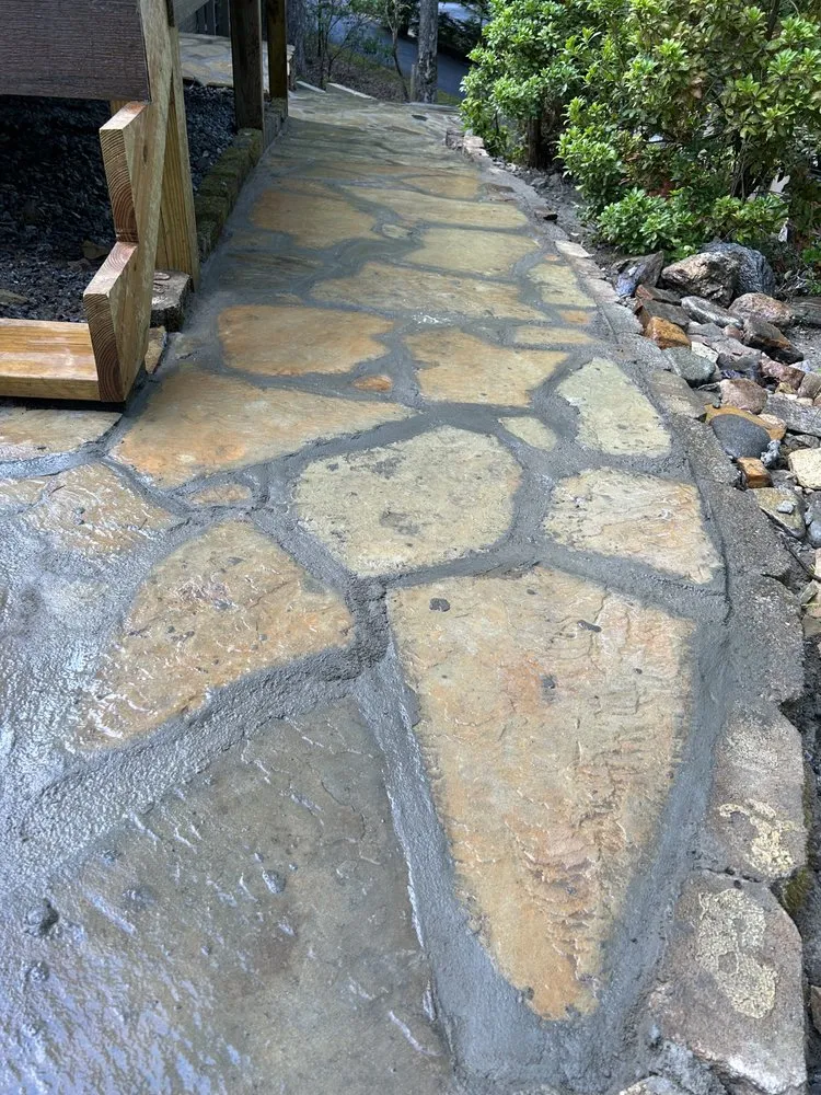 Custom landscape design for homes in Hendersonville, NC by S&R landscaping