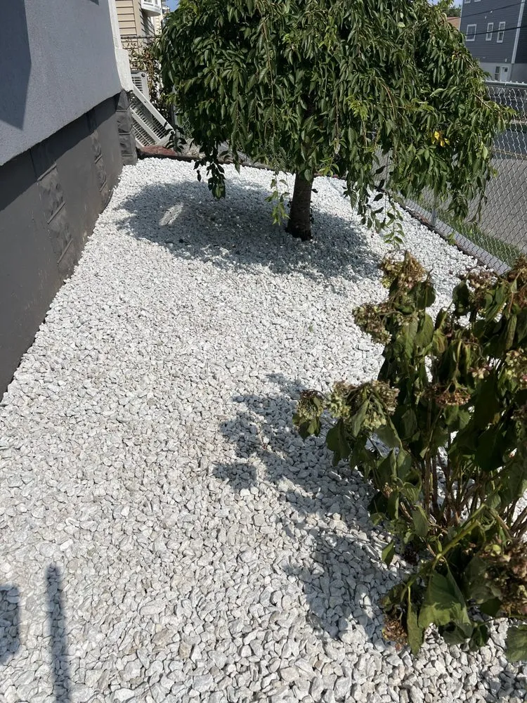 Reliable garden landscaping in Paterson, NJ by SR lansdcaping