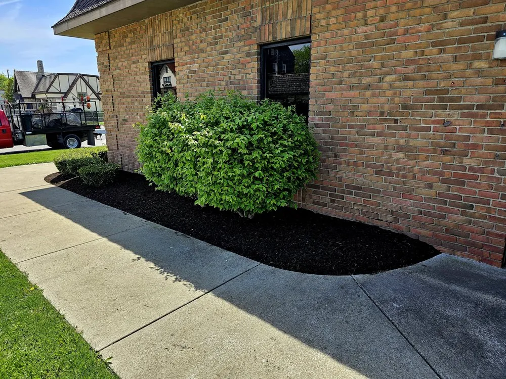 Top-rated lawn care service for homes in Greenville, PA by S&R Lawn Care