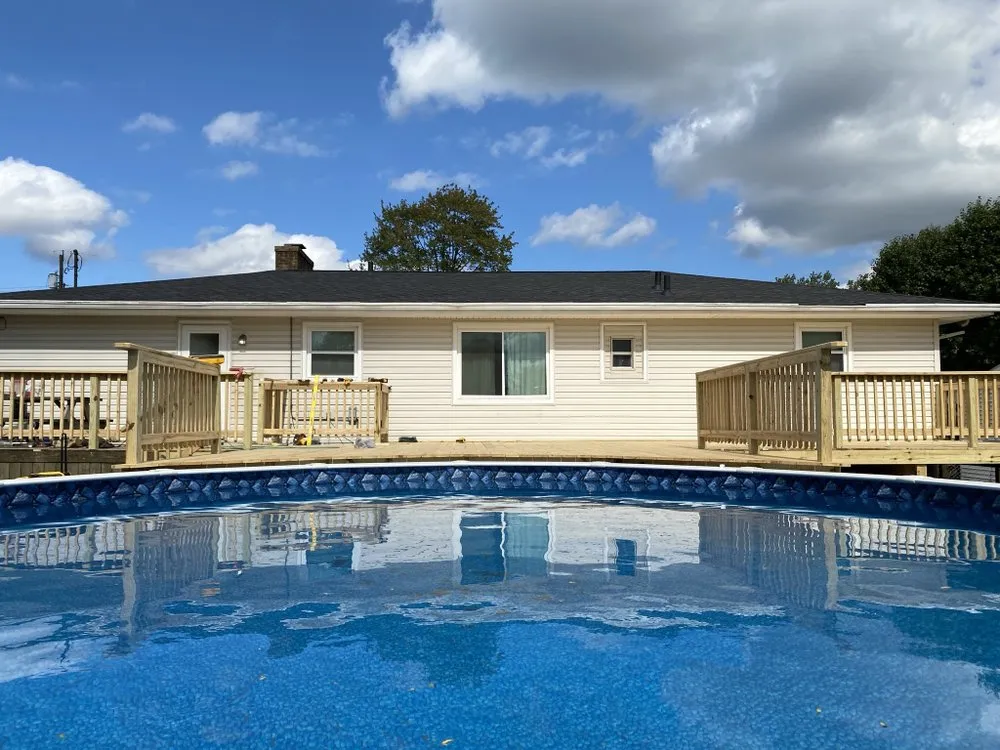 Expert lawn mowing service experts serving Middletown, OH - SRB construction and landscaping