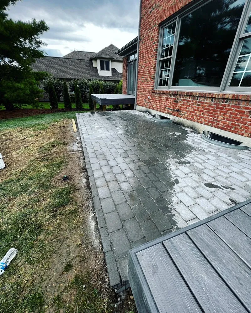 Professional outdoor landscaping for outdoor upgrades in Middletown, OH by SRB construction and landscaping