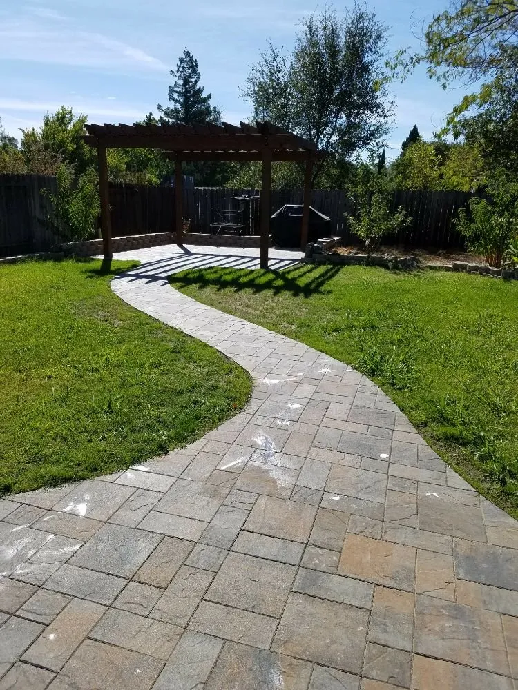 Reliable outdoor landscaping experts serving Redding, CA - SRH General Engineering