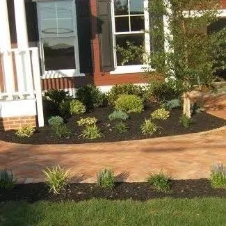 Reliable yard cleanup service in West Babylon, NY by SRI Landscape Design