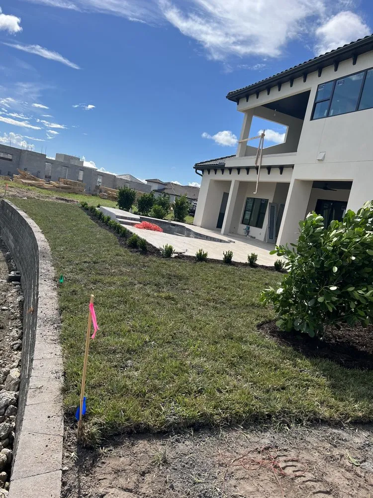 Affordable garden landscaping in Bradenton, FL by SRQ sod