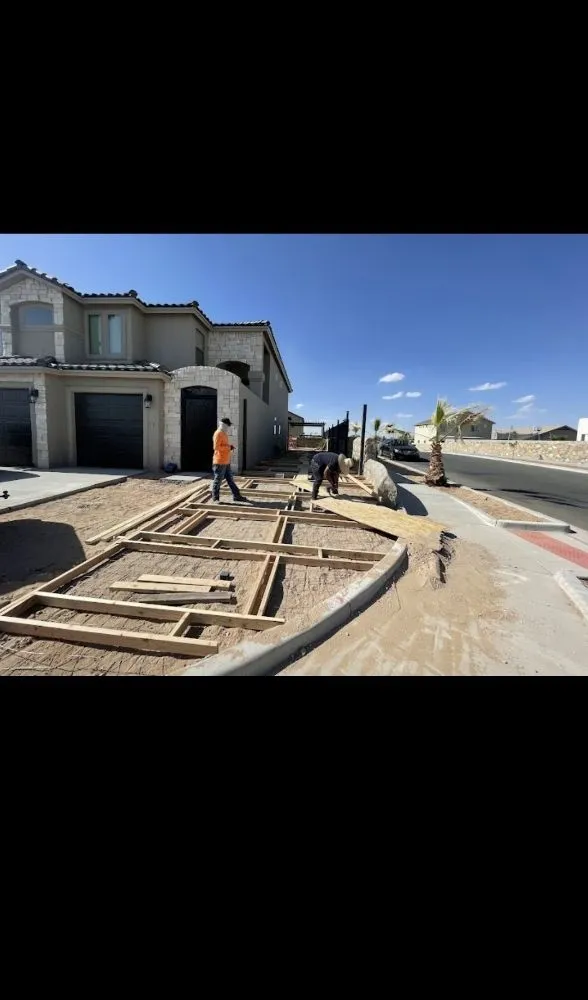 Custom residential landscaping experts serving Horizon City, TX - Srt Landscaping