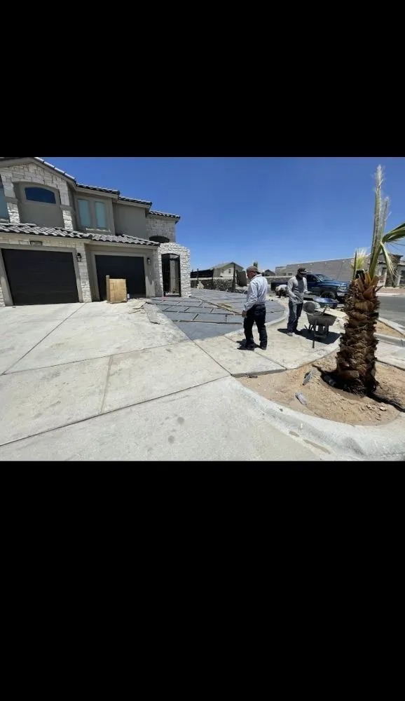 Local garden landscaping for beautiful yards across Horizon City, TX - Srt Landscaping