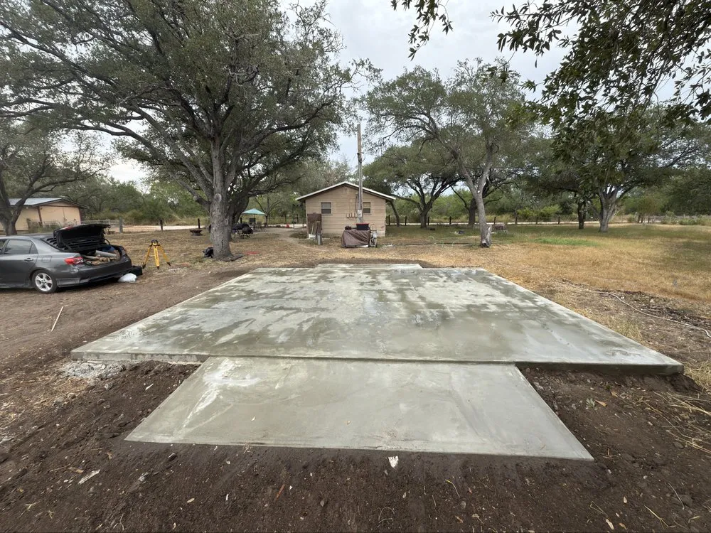 Top-rated yard cleanup service for beautiful yards in Corpus Christi, TX by SS Concrete & Landscaping