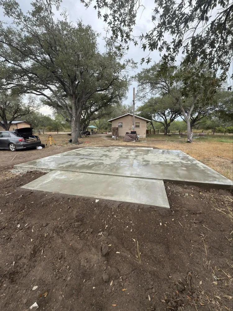 Custom landscaping services in Corpus Christi, TX by SS Concrete & Landscaping