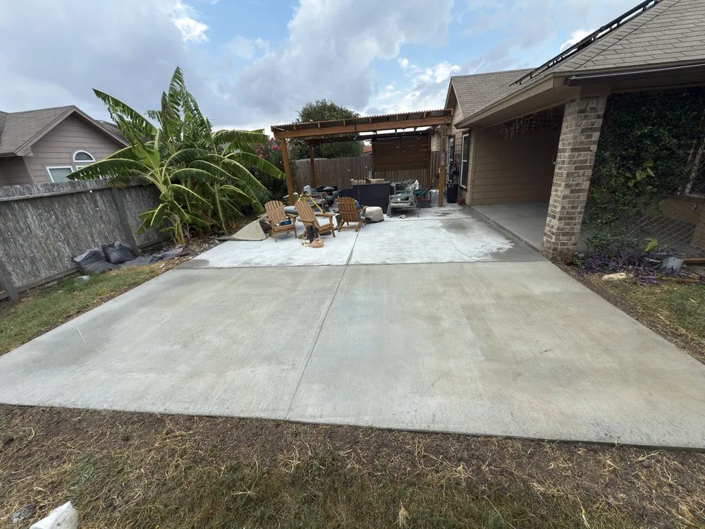 Expert landscape design for beautiful yards in Corpus Christi, TX by SS Concrete & Landscaping
