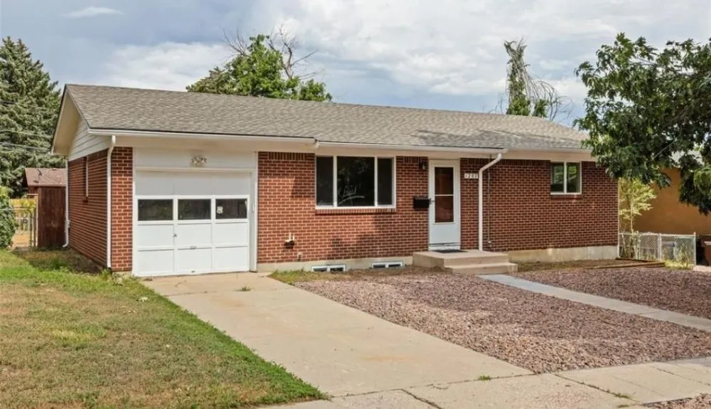 Reliable residential landscaping experts serving Colorado Springs, CO - S&S Fencing& Landscaping