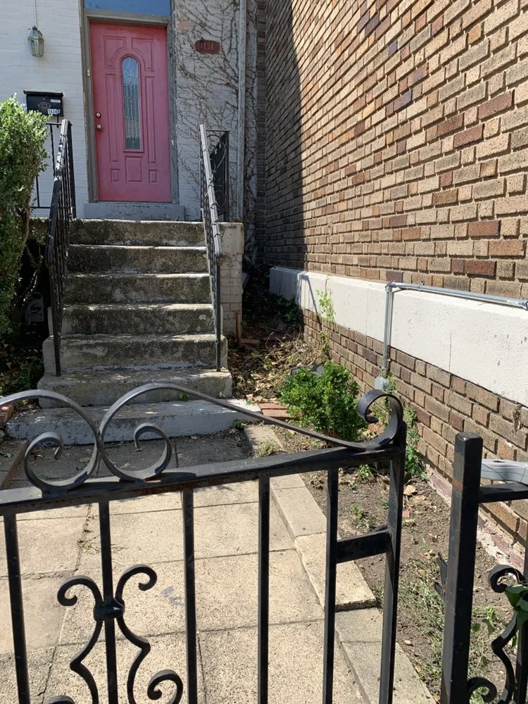 Custom yard cleanup service in Glen Burnie, MD - S&S Hauling and Junk Removal