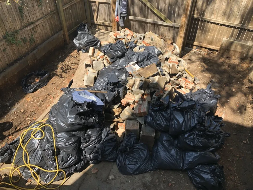 Professional yard maintenance in Annapolis, MD - S&S Hauling and Landscaping