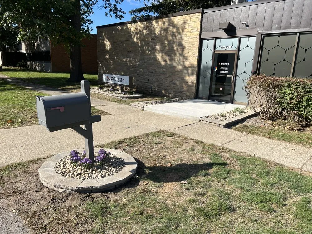 Reliable yard cleanup service in Southgate, MI - SS Landscaping & Lawn Care