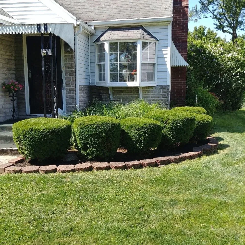 Custom residential landscaping experts serving Dayton, OH - S&S Lawn Care & Services
