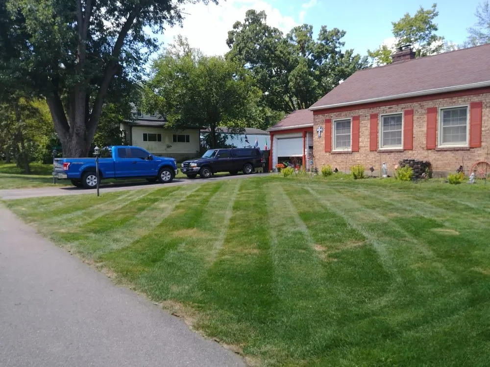 Expert garden landscaping experts serving Dayton, OH - S&S Lawn Care & Services