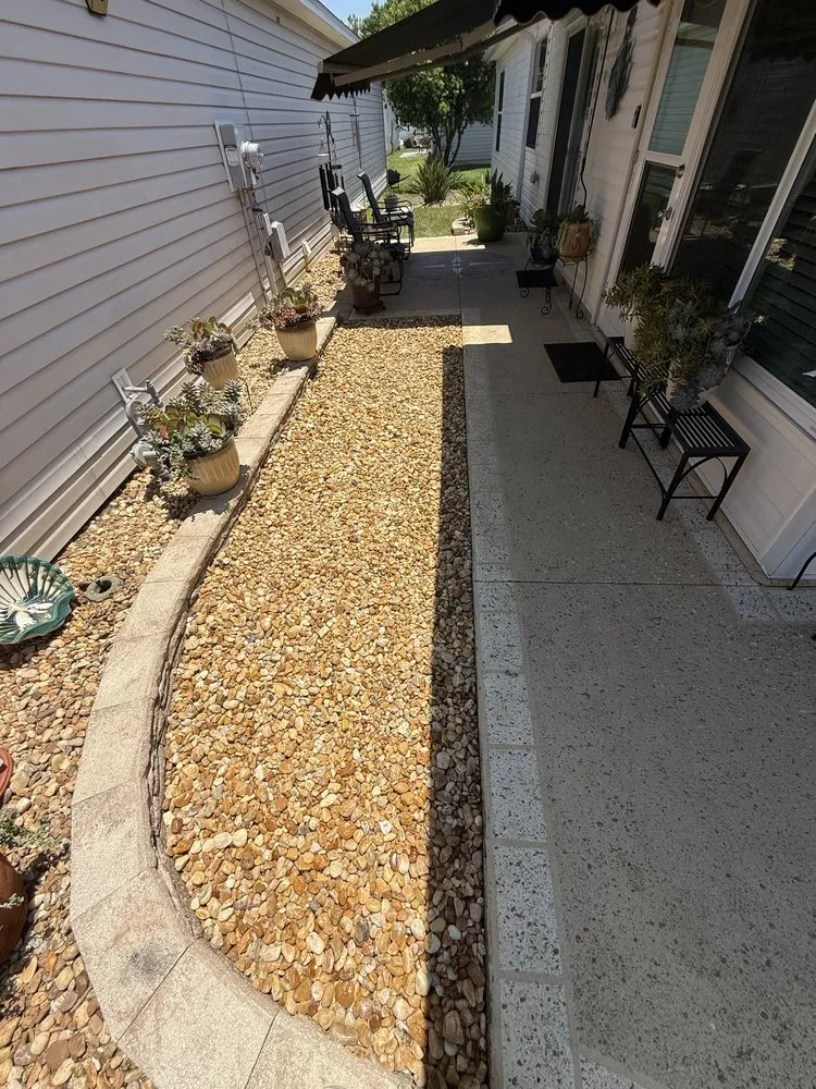 Local outdoor landscaping experts serving Summerfield, FL - SSE Pressure Washing & Home Services