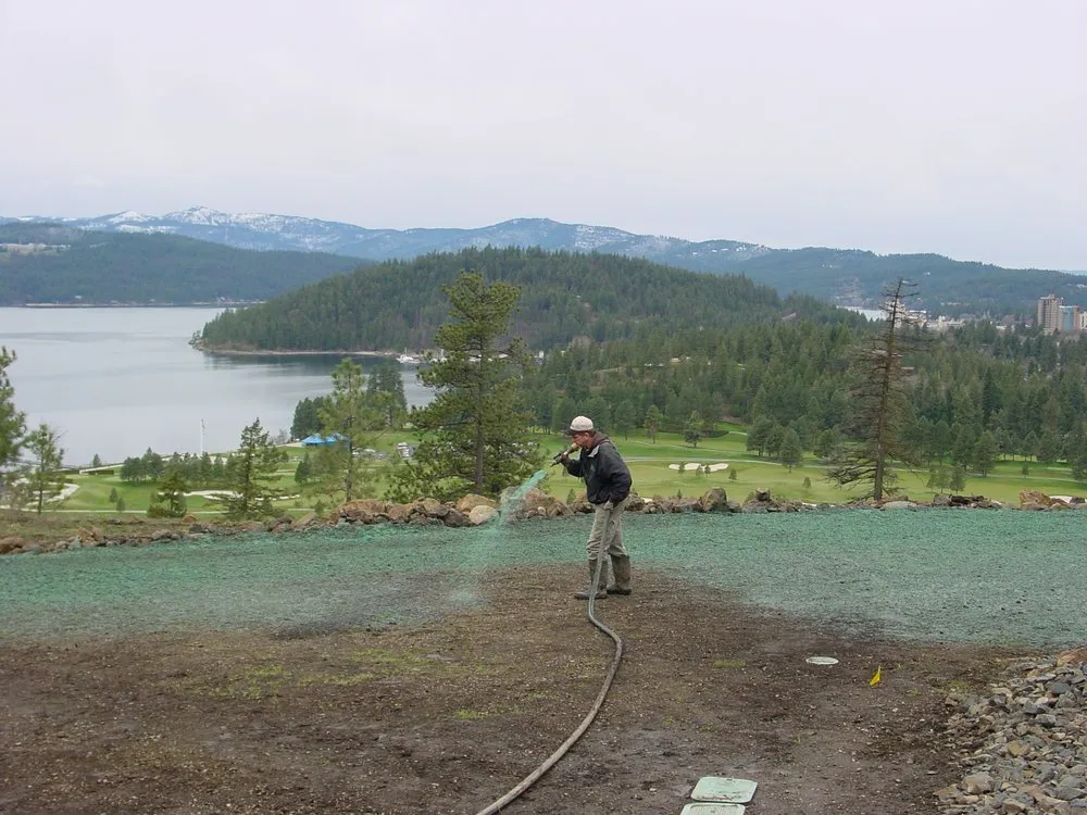 Local yard cleanup service in Rathdrum, ID - SSEC APEX