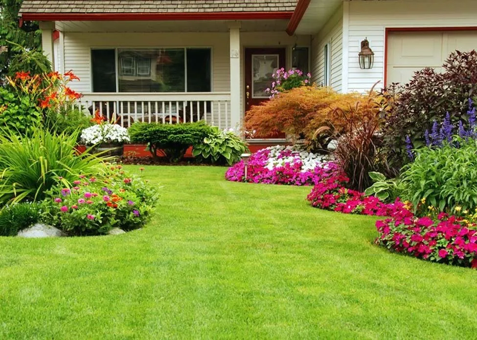 Affordable outdoor landscaping in Ypsilanti, MI by SSJ Turf Titans