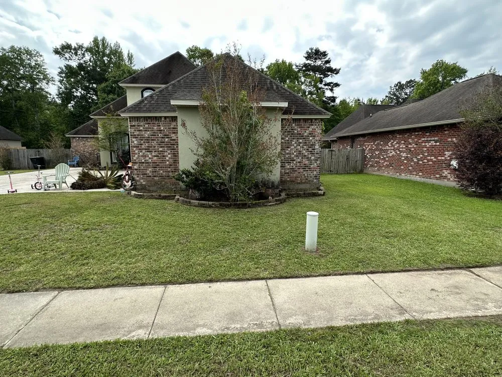 Affordable landscape design in Denham Springs, LA by St Angelo's Lawn Maintenance