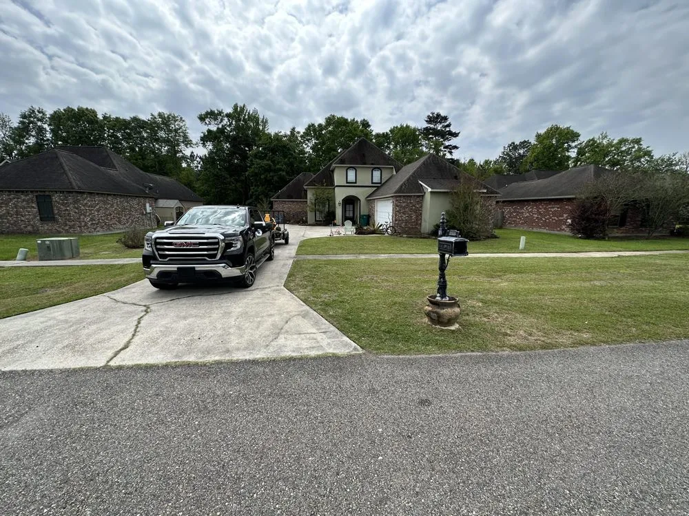 Custom yard maintenance for homes in Denham Springs, LA by St Angelo's Lawn Maintenance