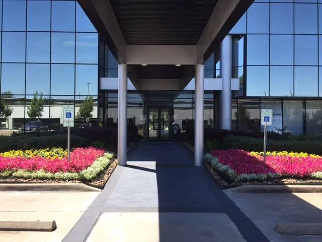 Expert garden landscaping experts serving Houston, TX - St Clair & Sons