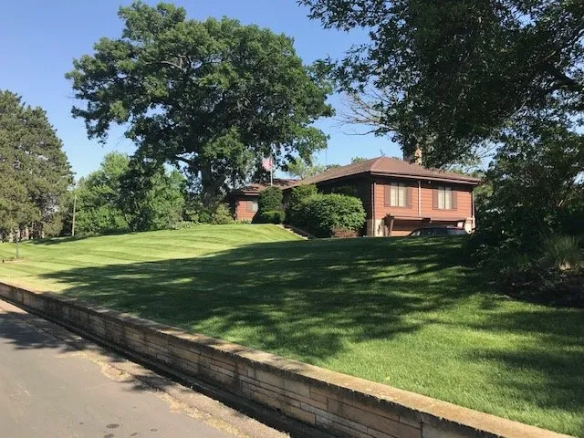 Top-rated lawn mowing service in Stillwater, MN by St Croix Valley Lawn & Pool