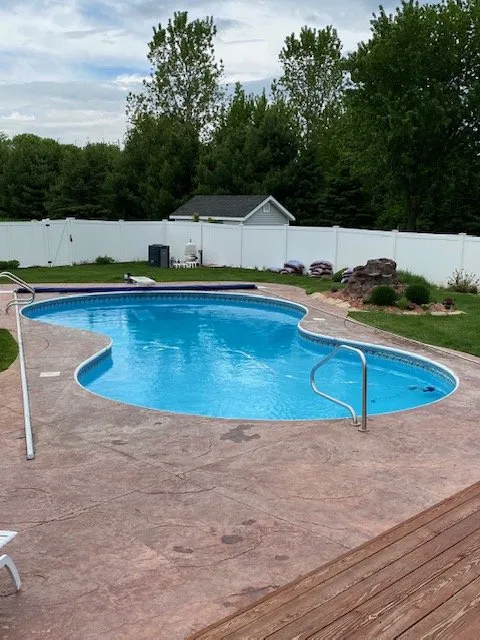 Affordable residential landscaping experts serving Stillwater, MN - St Croix Valley Lawn & Pool