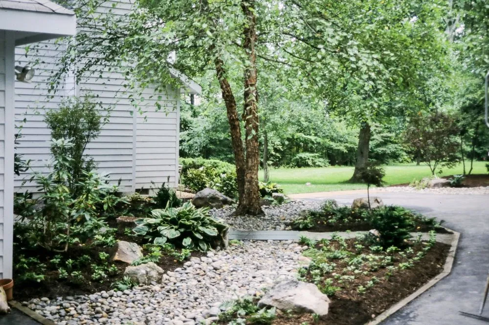 Expert landscaping services experts serving Callao, VA - St. George Landscape Design