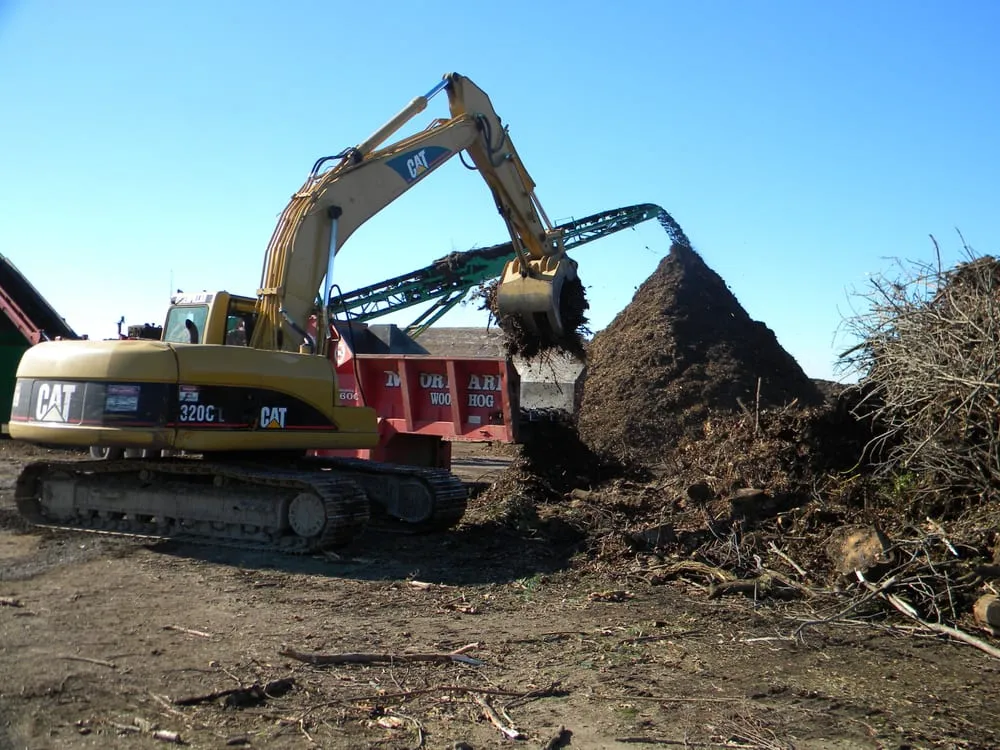Expert yard maintenance for outdoor upgrades in Valley Park, MO by St Louis Composting