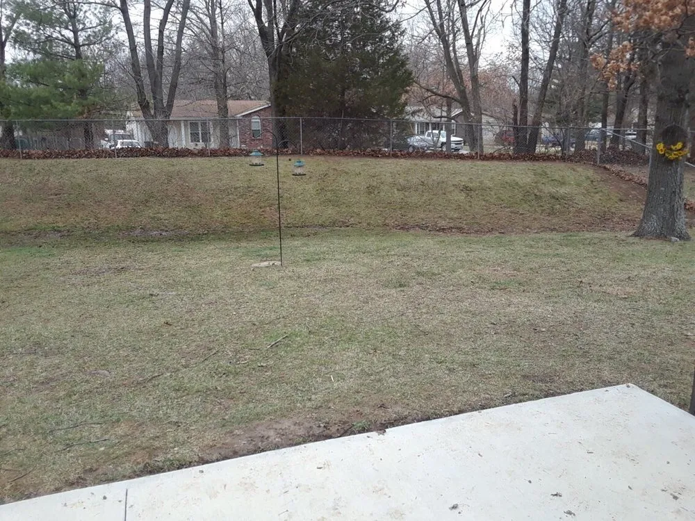 Reliable landscaping services in St Louis, MO by St Louis Leaf Removal