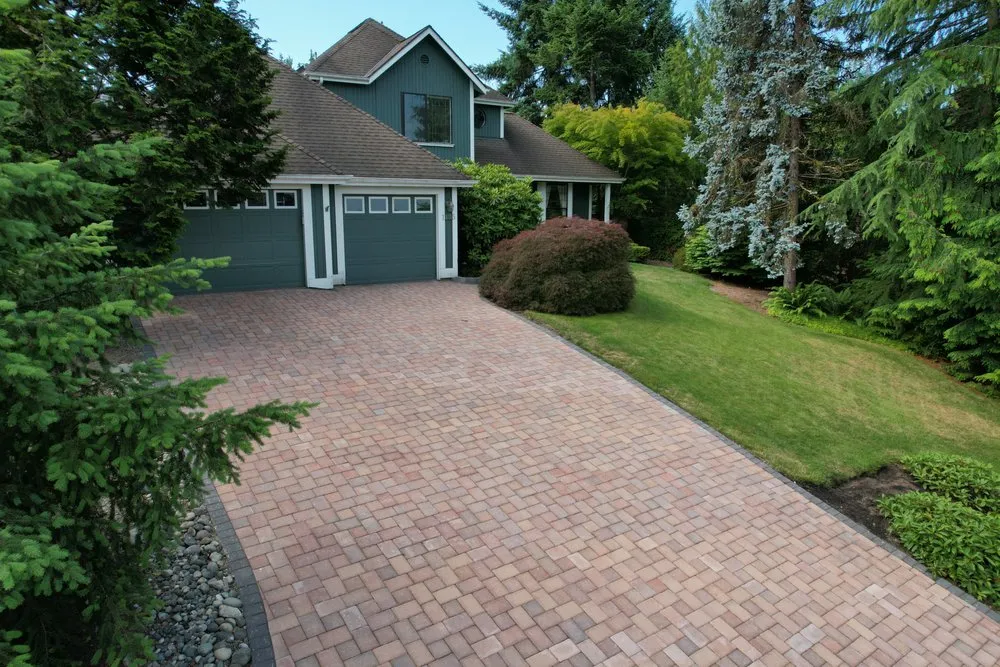 Top-rated landscape installation in Lynnwood, WA by Sta-Built Construction