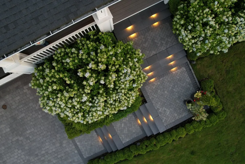 Professional garden landscaping experts serving Lynnwood, WA - Sta-Built Construction