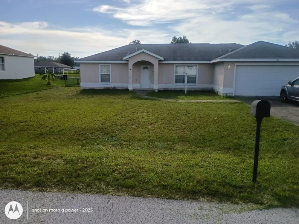 Local landscaping services in Ocala, FL by Stacey Harris Jr