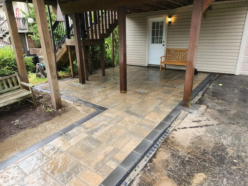 Reliable residential landscaping in Glenshaw, PA by Stacked Hardscapes and Landscaping