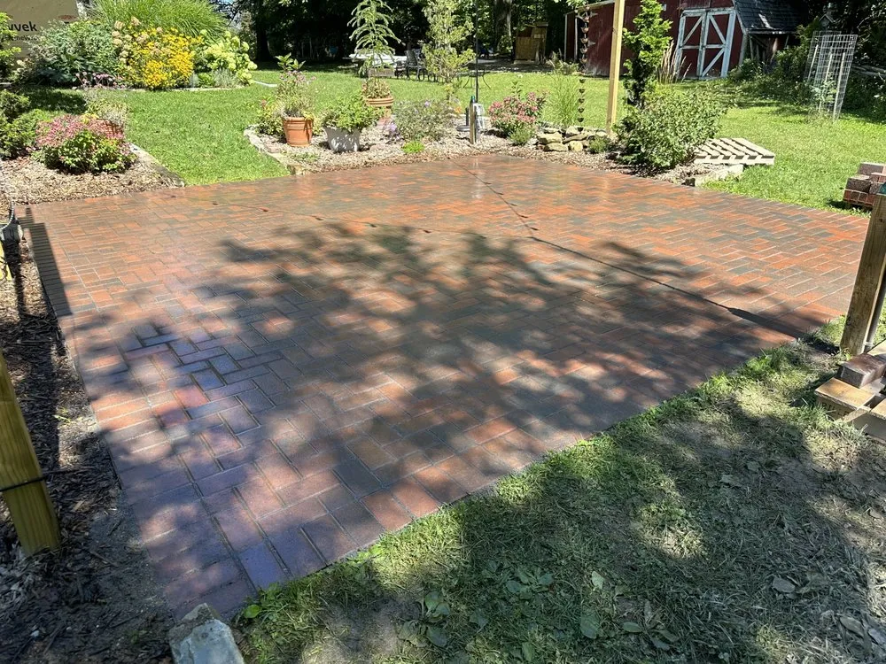 Reliable lawn mowing service in Glenshaw, PA - Stacked Hardscapes and Landscaping