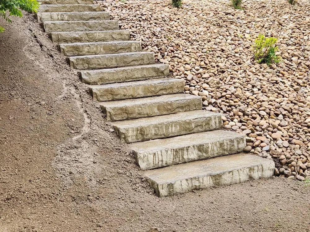 Reliable landscaping services experts serving Glenshaw, PA - Stacked Hardscapes and Landscaping