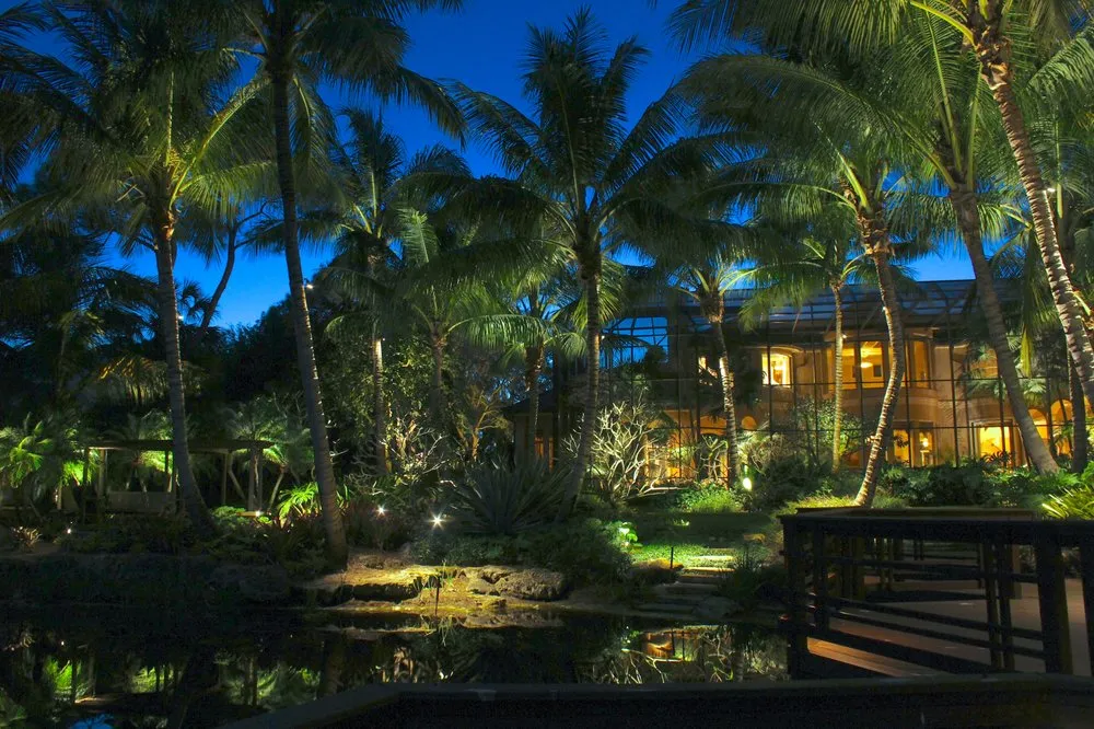 Expert lawn care service experts serving Naples, FL - Stahlman-England