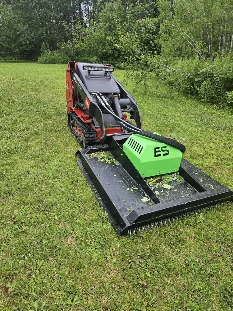 Custom lawn mowing service for beautiful yards across Chisholm, MN - Stahl’s Stump Grinding