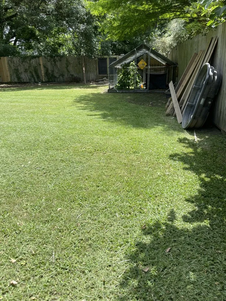Local landscape design in Broussard, LA - Stakes Lawncare Service