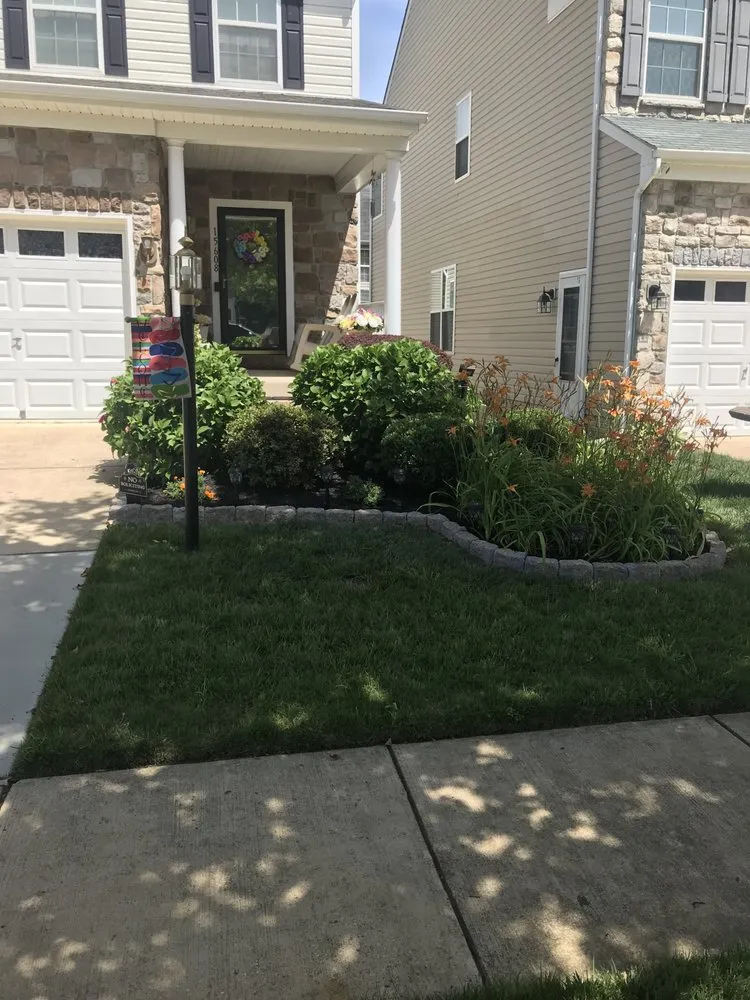 Reliable lawn mowing service in Davidsonville, MD by Stallings Landscaping