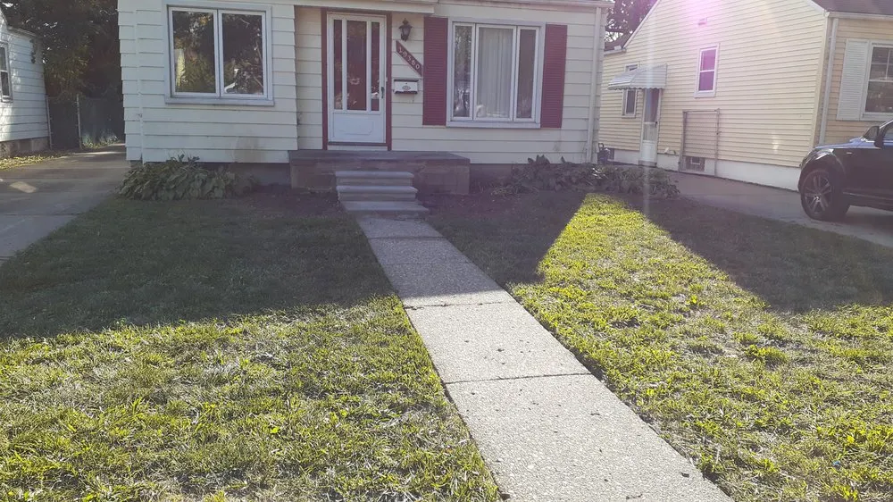 Top-rated landscape design in Inkster, MI - Stallworth Lawn Care Trash Out And Demo