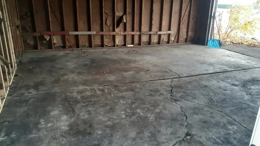 Affordable landscaping services in Inkster, MI by Stallworth Lawn Care Trash Out And Demo